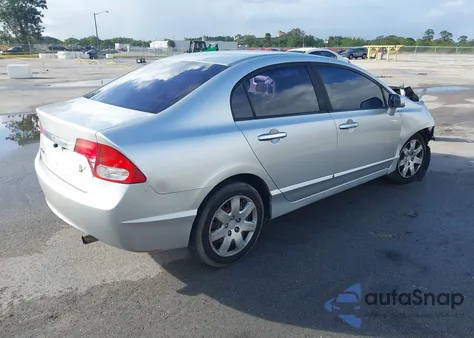 2011 Honda Civic Lx z USA, uszkodzony, nr VIN 19XFA1F53BE002299